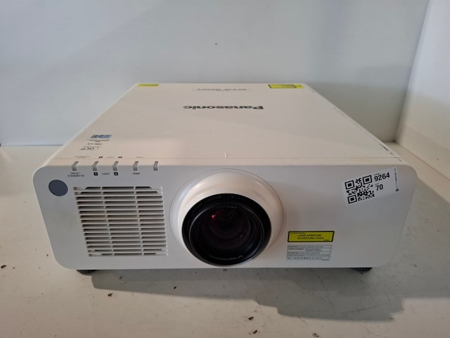 Projector, panasonic, pt-rz970 wit + standard lens, wit - afbeelding 1 van  6