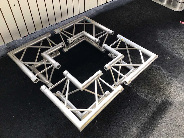 Prolite hoek aluminium trus (4x) - afbeelding 2 van  4