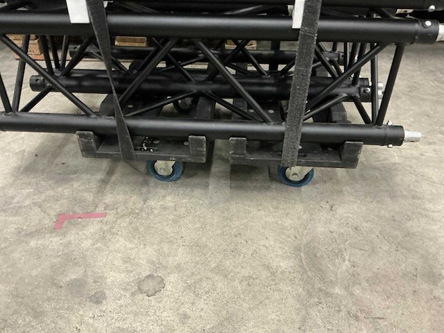 Prolyte h30v 1.0m zwart aluminium truss (8x) - afbeelding 3 van  5