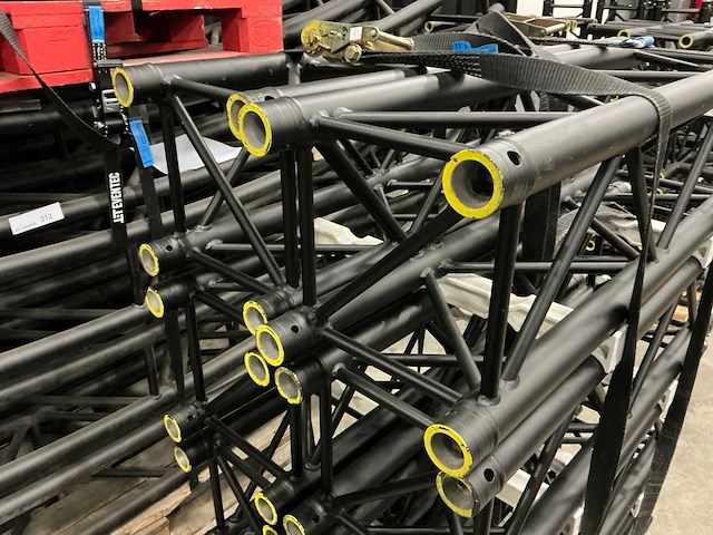 Prolyte h30v 1.0m zwart aluminium truss (8x) - afbeelding 4 van  5
