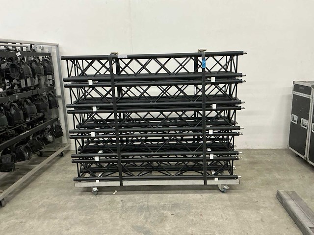 Prolyte h30v 200cm zwart aluminium truss (10x) - afbeelding 1 van  4