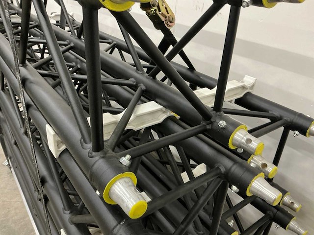 Prolyte h30v 200cm zwart aluminium truss (7x) - afbeelding 4 van  5