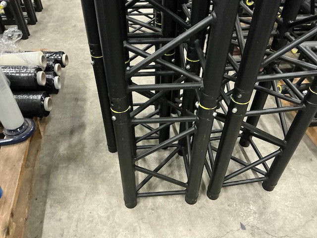 Prolyte h30v 50cm zwart aluminium truss (14x) - afbeelding 4 van  4