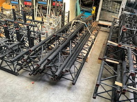 Prolyte h30v black coated aluminium truss (8x) - afbeelding 1 van  6