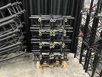 Prolyte h30v c017 zwart aluminium truss hoekstuk (8x) - afbeelding 1 van  2