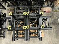 Prolyte h30v c020 zwart aluminium truss boxcorner (6x) - afbeelding 2 van  4
