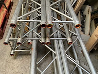 Prolyte h30v silver aluminium truss (6x) - afbeelding 4 van  4