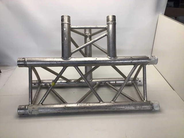 Prolyte t-stuk aluminium trus - afbeelding 2 van  4