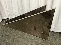 Prolyte topline deck triangle 2x1 m podiumdeel (4x) - afbeelding 1 van  9