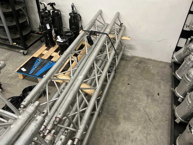 Prolyte x30d zilver 2.0m aluminium truss (15x) - afbeelding 5 van  5
