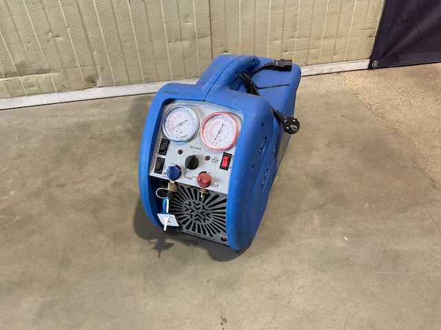 Promax rg5410a vul- en afpompunit t.b.v. airconditioning - afbeelding 1 van  7