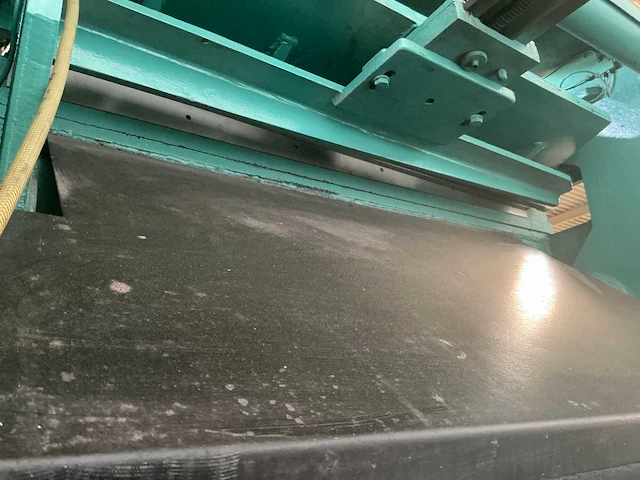 Promecam - 1974 - 1050x3mm - overige plaatbewerkingsmachines - afbeelding 7 van  7