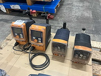 Prominent doseerpomp (4x) - afbeelding 1 van  3