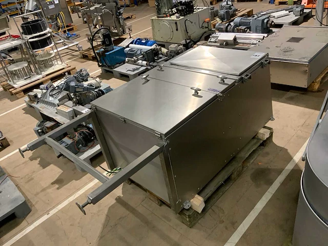 Prominox nv industriële computerkast - afbeelding 1 van  4