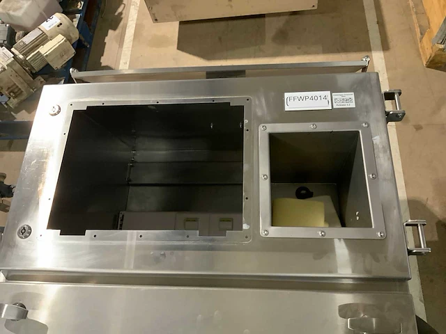 Prominox nv industriële computerkast - afbeelding 2 van  4