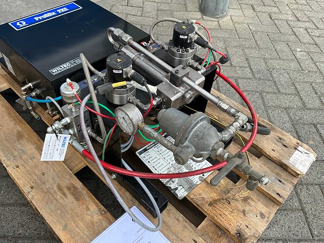 Promix 2ke meercomponenten-doseerapparaat met pomp - afbeelding 1 van  4