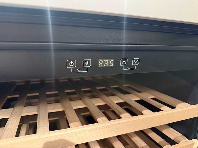 Pronorm - eiland met vinotheek - afbeelding 3 van  17