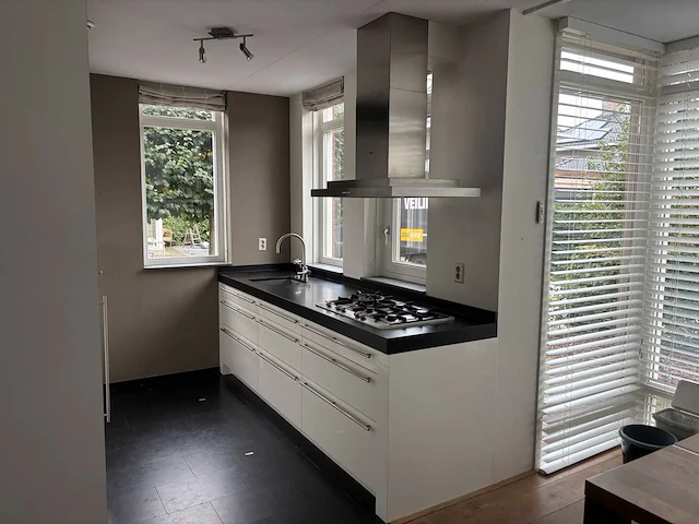 Pronorm - keuken met apparatuur - afbeelding 12 van  30
