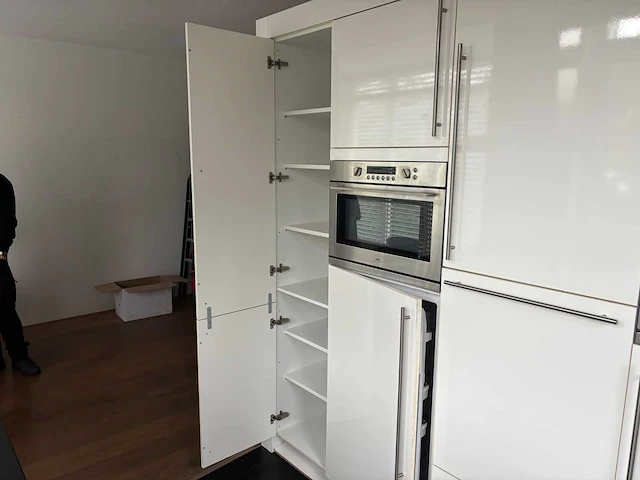 Pronorm - keuken met apparatuur - afbeelding 25 van  30