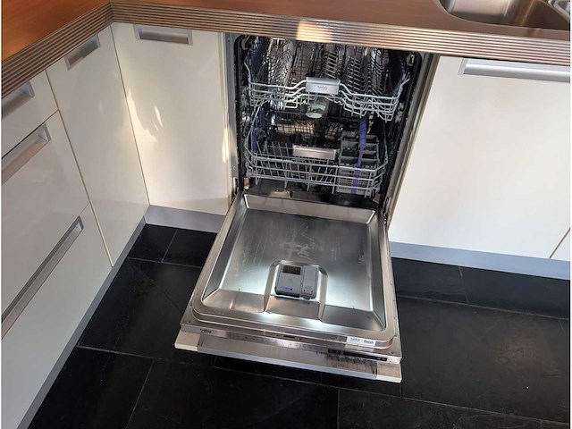 Pronorm - keuken met apparatuur - afbeelding 15 van  41