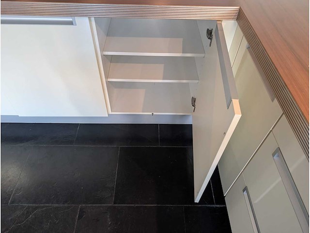 Pronorm - keuken met apparatuur - afbeelding 25 van  41