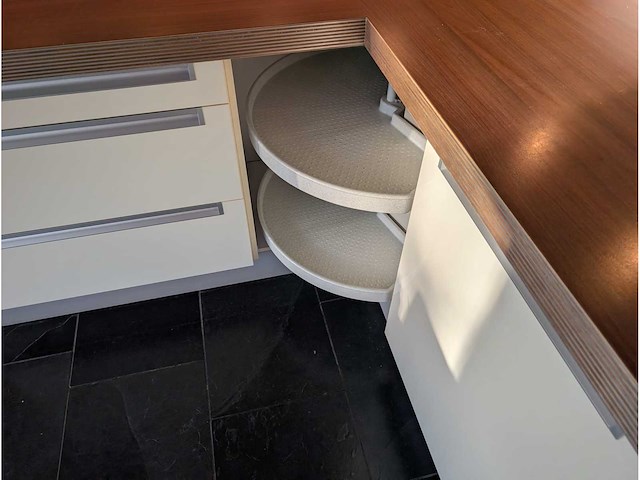 Pronorm - keuken met apparatuur - afbeelding 28 van  41