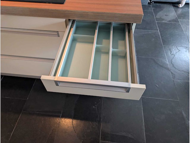 Pronorm - keuken met apparatuur - afbeelding 30 van  41