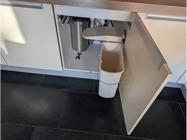 Pronorm - keuken met apparatuur - afbeelding 47 van  47