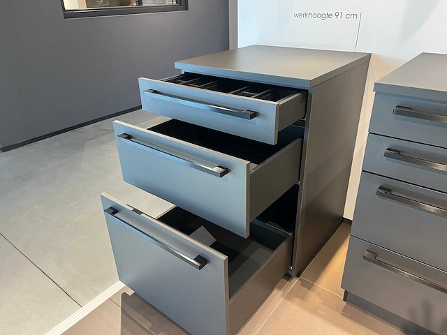 Pronorm - proline plus 832 - keukenkast - afbeelding 2 van  4