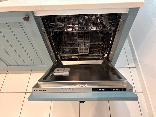 Pronorm - showroomkeuken met apparatuur - afbeelding 27 van  29