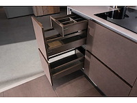 Pronorm - showroomkeuken met pelgrim apparatuur - afbeelding 16 van  23