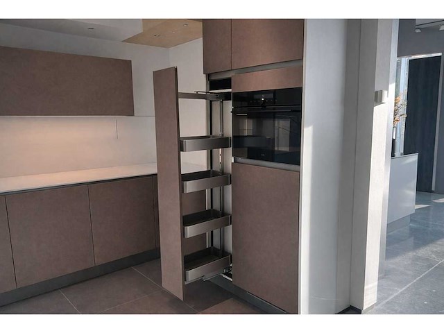 Pronorm - showroomkeuken met pelgrim apparatuur - afbeelding 18 van  23