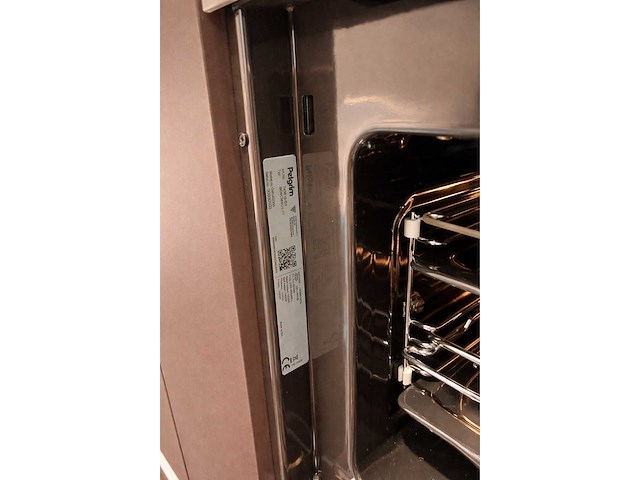 Pronorm - showroomkeuken met pelgrim apparatuur - afbeelding 22 van  23