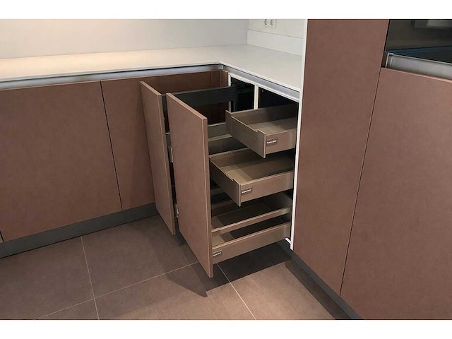 Pronorm - showroomkeuken met pelgrim apparatuur - afbeelding 23 van  23