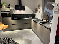 Pronorm - showroomkeuken met pelgrim apparatuur - afbeelding 9 van  16