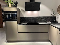 Pronorm - showroomkeuken met pelgrim apparatuur - afbeelding 11 van  16