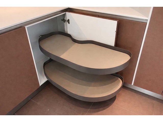 Pronorm - showroomkeuken met pelgrim apparatuur - afbeelding 2 van  8