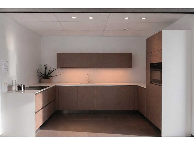 Pronorm - showroomkeuken met pelgrim apparatuur - afbeelding 1 van  8