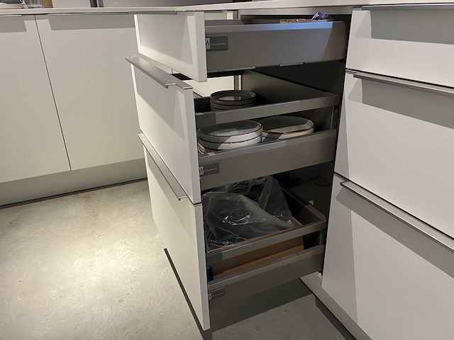 Pronorm - showroomkeuken met siemens apparatuur - afbeelding 16 van  21