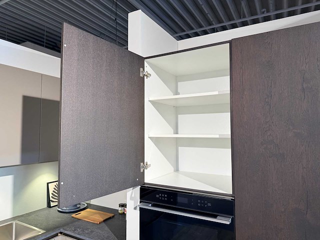 Pronorm - showroomkeuken met whirlpool apparatuur - afbeelding 21 van  37
