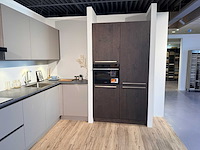 Pronorm - showroomkeuken met whirlpool apparatuur - afbeelding 23 van  37
