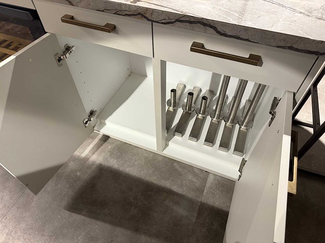 Pronorm - showroomkeuken - afbeelding 13 van  17