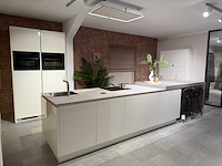 Pronorm - y-line - showroomkeuken