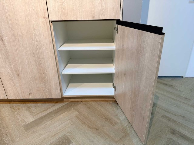 Pronorm - y-line - showroomkeuken - afbeelding 43 van  51