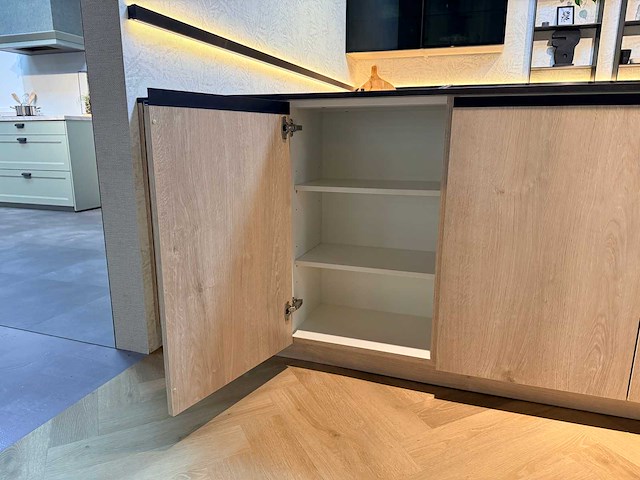 Pronorm - y-line - showroomkeuken - afbeelding 48 van  51