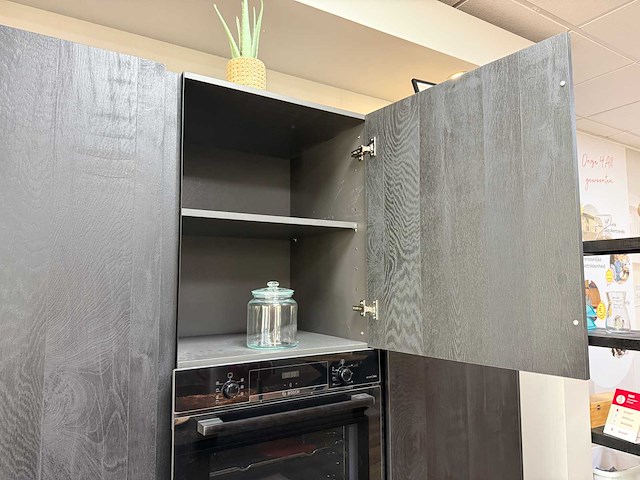 Pronorm - y-line - showroomkeuken - afbeelding 22 van  34