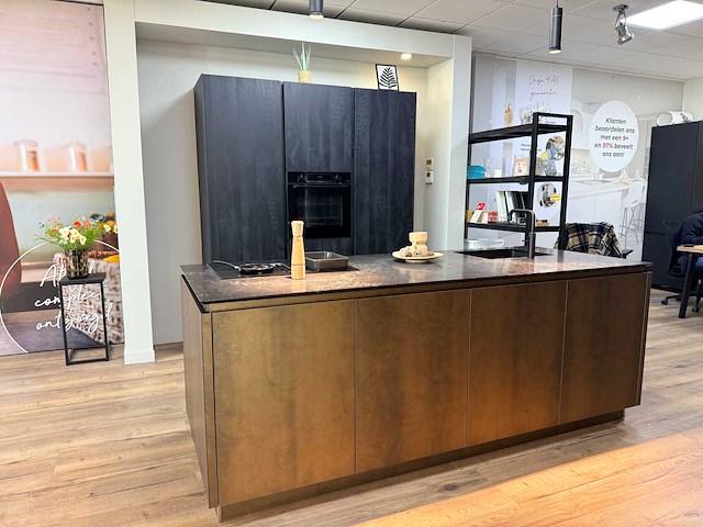 Pronorm - y-line - showroomkeuken - afbeelding 23 van  34