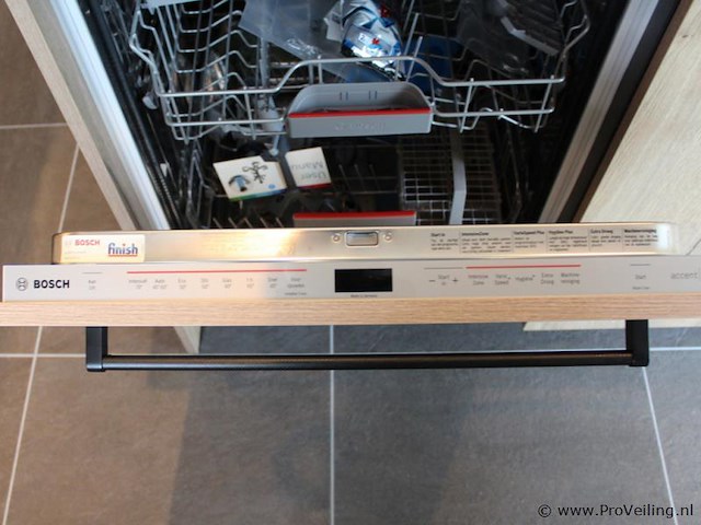 Pronorm eilandkeuken met apparatenwand - afbeelding 2 van  43