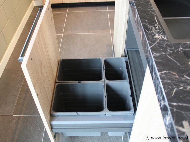 Pronorm eilandkeuken met apparatenwand - afbeelding 6 van  43