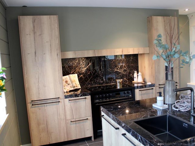 Pronorm eilandkeuken met apparatenwand - afbeelding 10 van  43